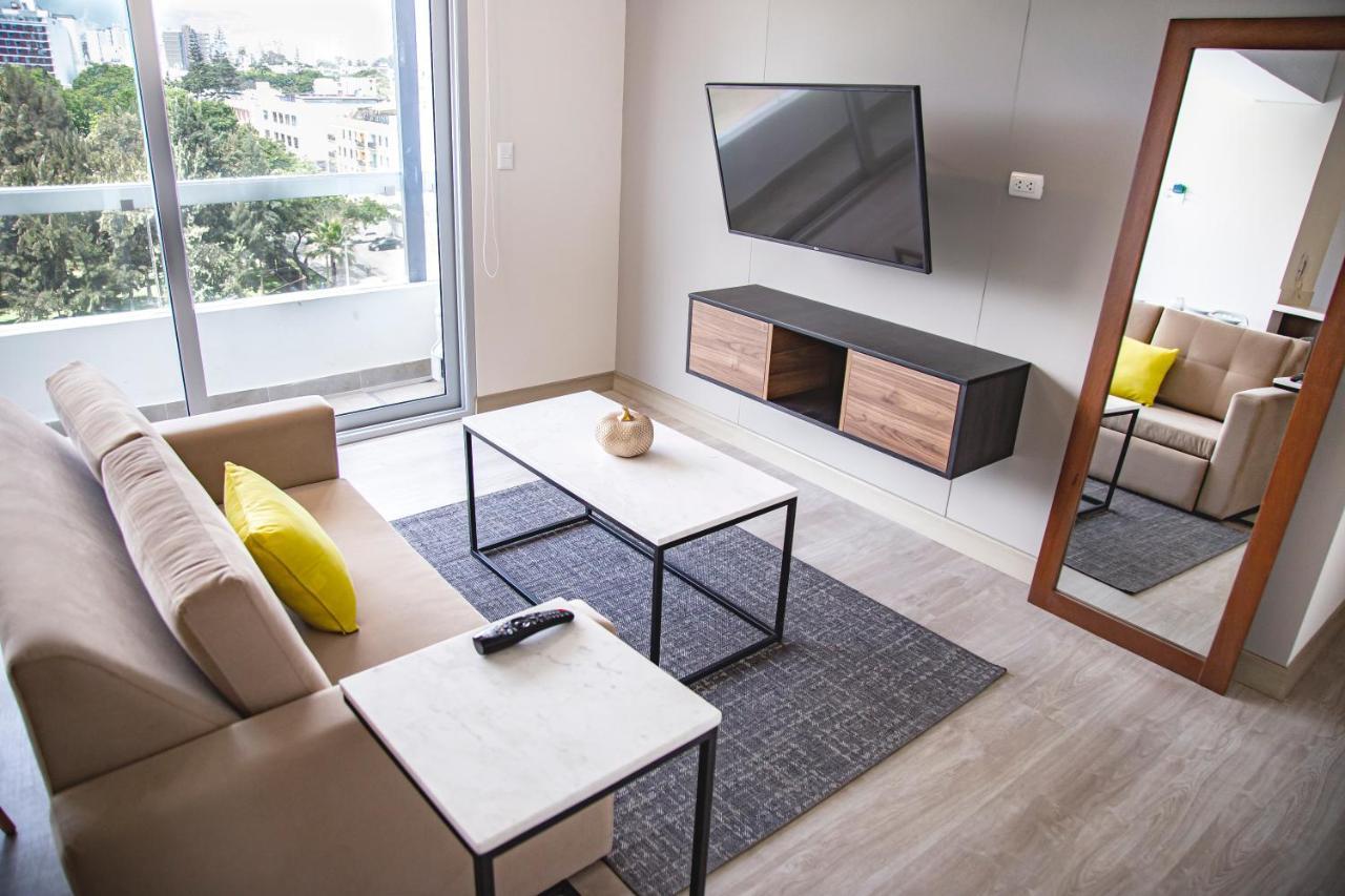 Trendy Host 360° Miraflores * Lima